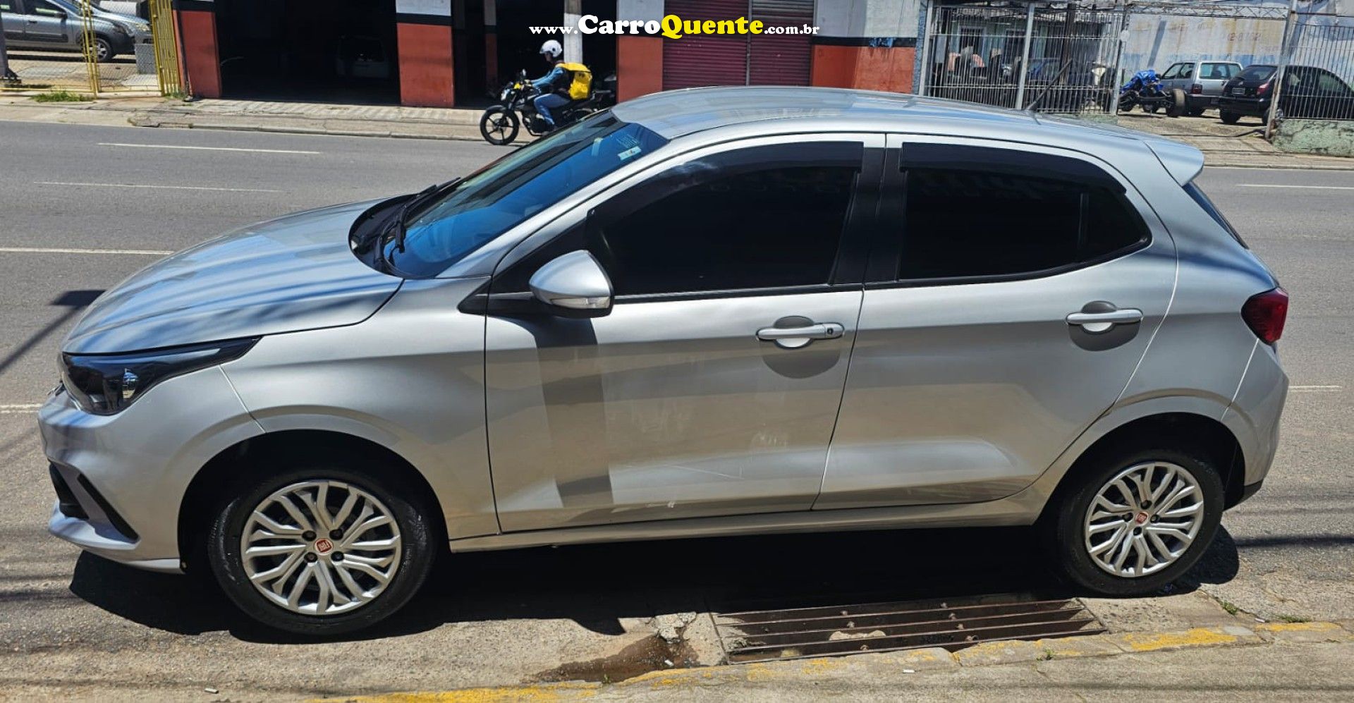 FIAT   ARGO 1.0 6V FLEX.   PRATA 2022 1.0 FLEX - Loja