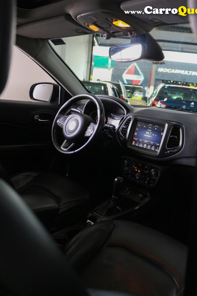 JEEP   COMPASS LONGITUDE 2.0 4X2 FLEX 16V AUT.   PRETO 2017 2.0 FLEX - Loja