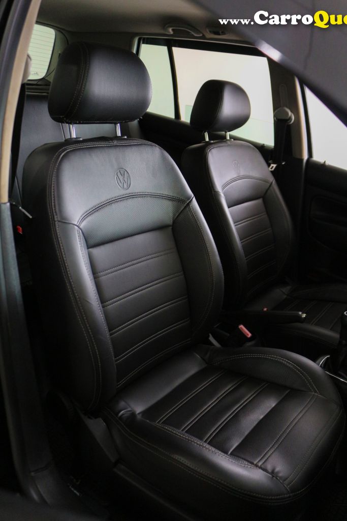 VOLKSWAGEN   GOLF 1.6 MI TOTAL FLEX 8V 4P   PRETO 2012 1.6 FLEX - Loja