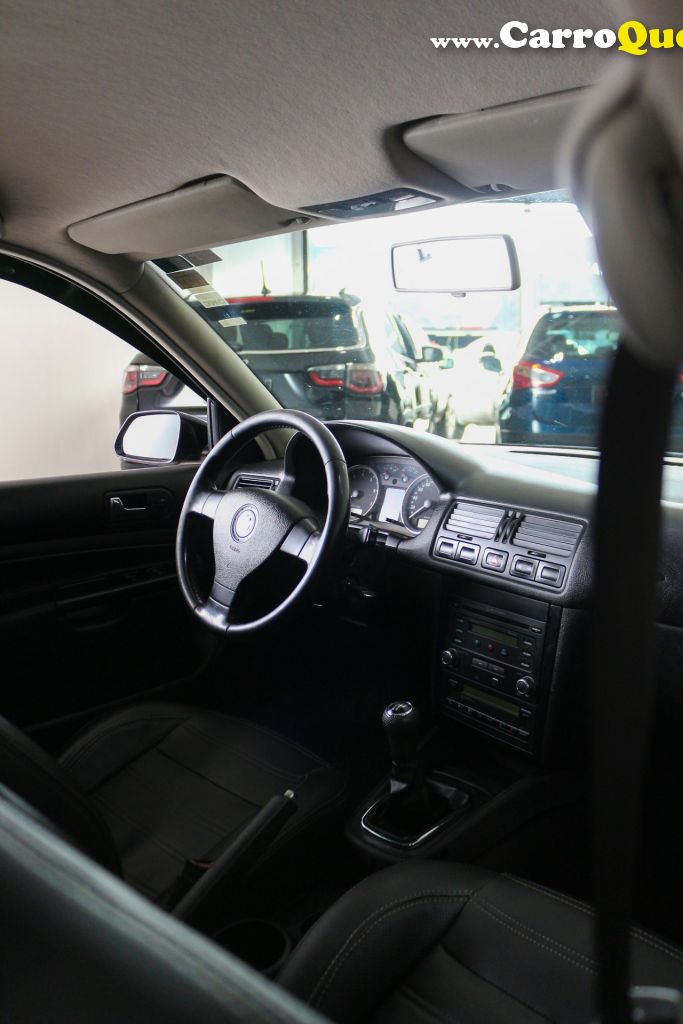 VOLKSWAGEN   GOLF 1.6 MI TOTAL FLEX 8V 4P   PRETO 2012 1.6 FLEX - Loja