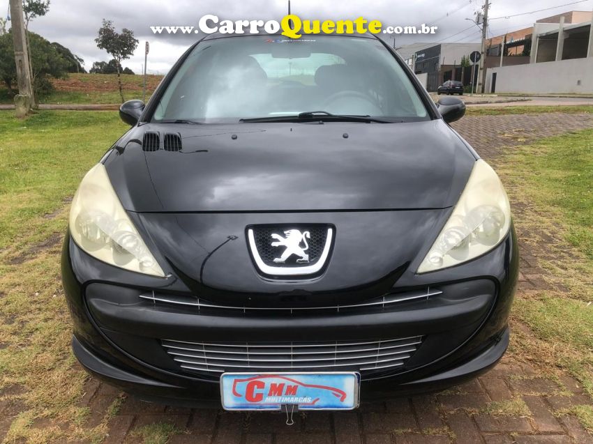 Peugeot 207 1.4 XR 8V FLEX 4P MANUAL - Loja