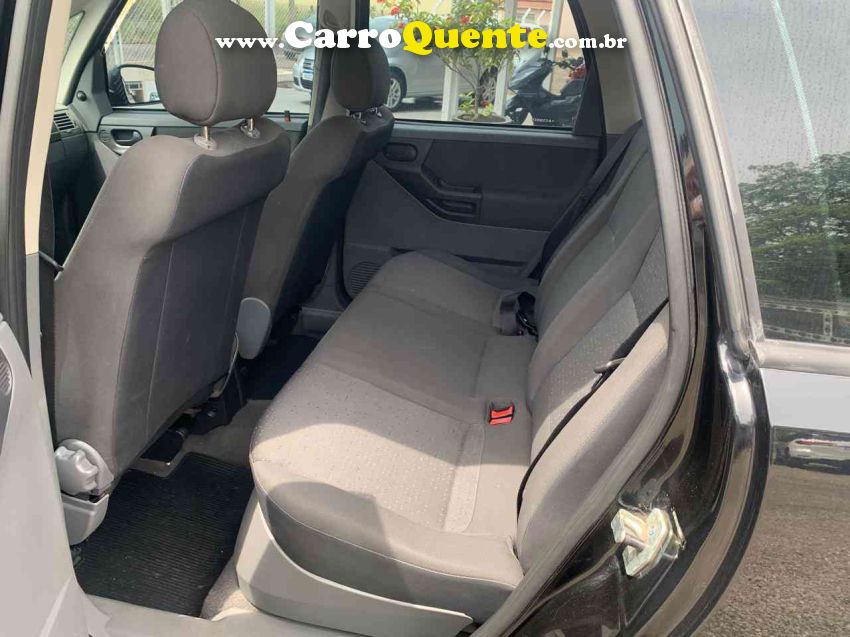 Chevrolet MERIVA 1.8 MPFI EXPRESSION 8V FLEX 4P AUTOMATIZADO - Loja