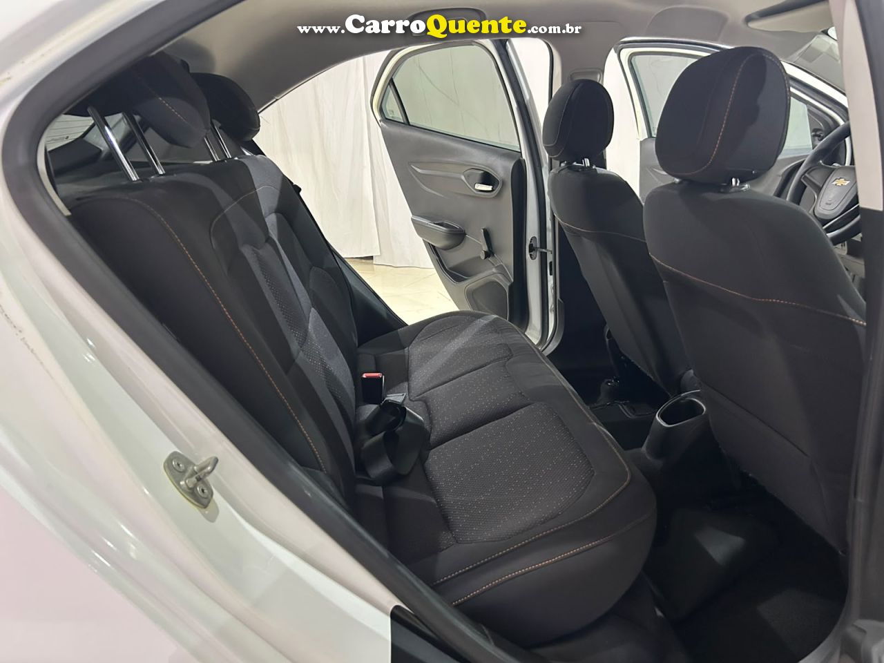 CHEVROLET ONIX 1.4 MPFI LT 8V 2014 - Loja