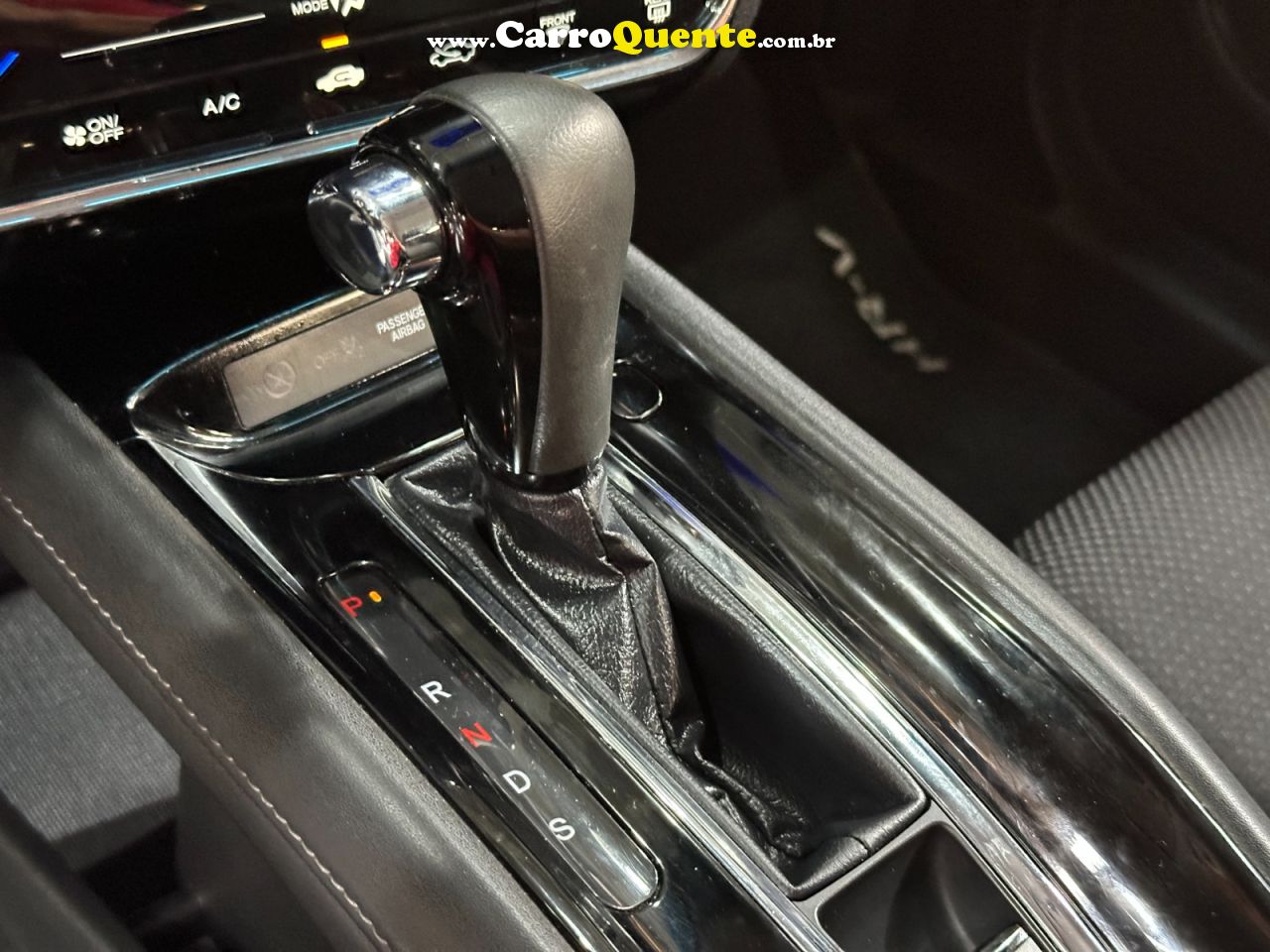 HONDA HR-V 1.8 16V EX 2021 - Loja