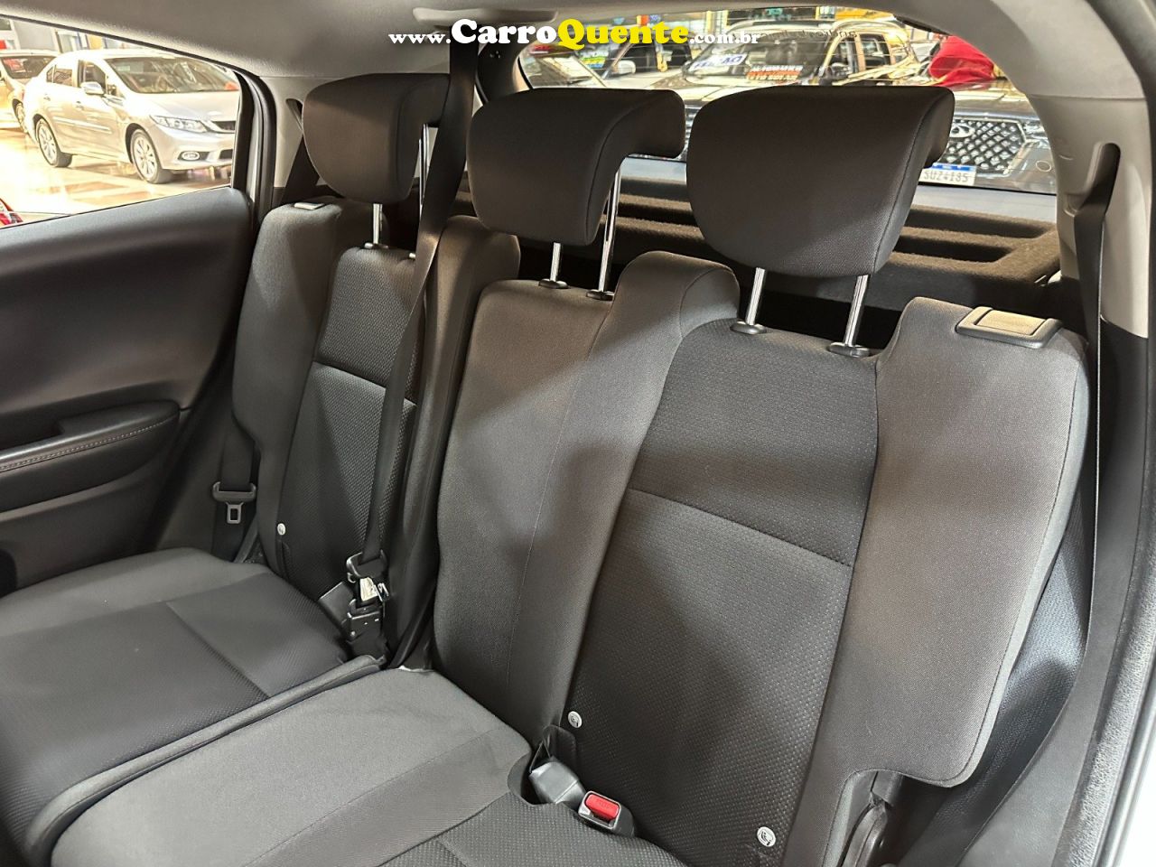 HONDA HR-V 1.8 16V EX 2021 - Loja