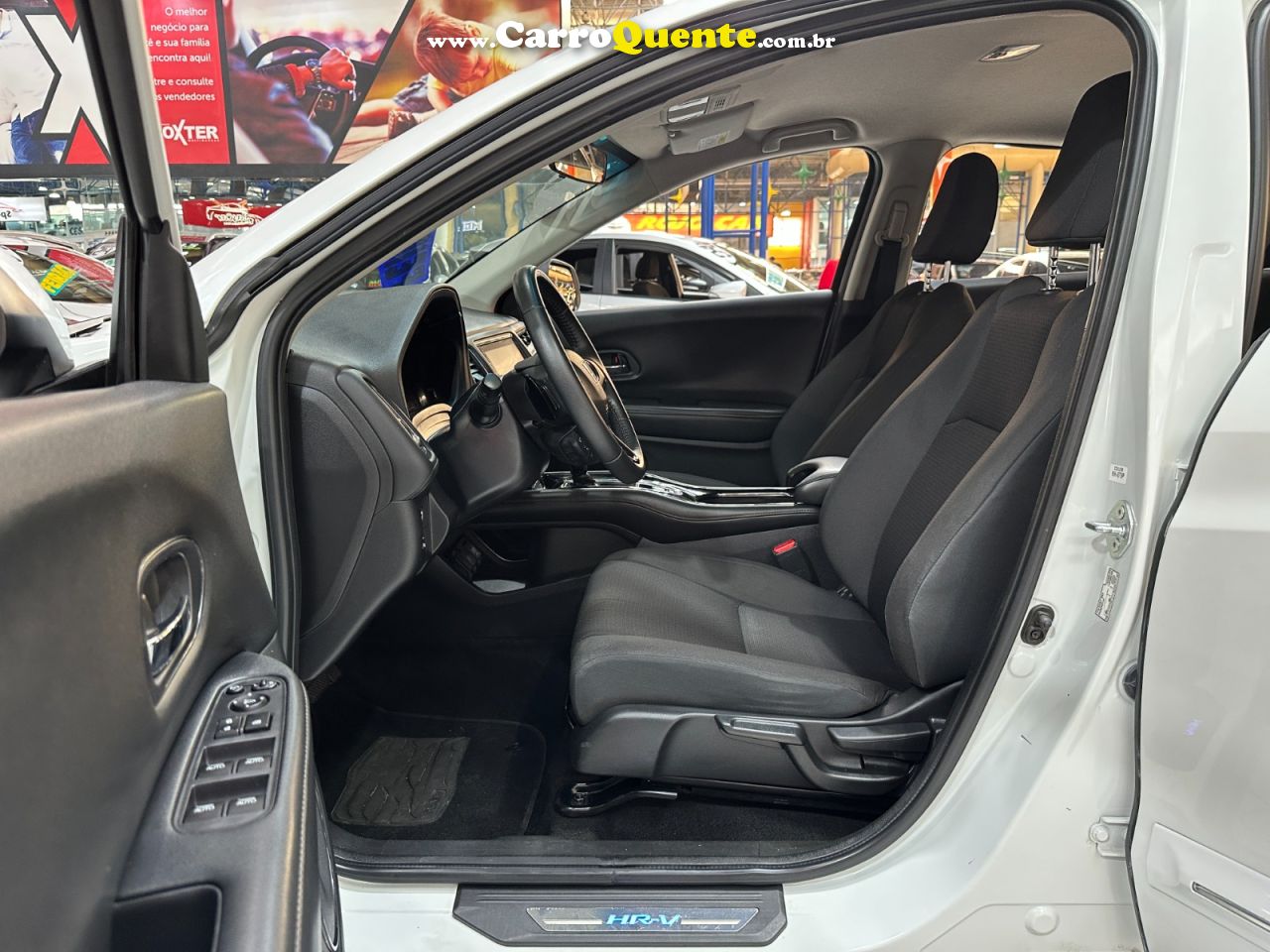 HONDA HR-V 1.8 16V EX 2021 - Loja