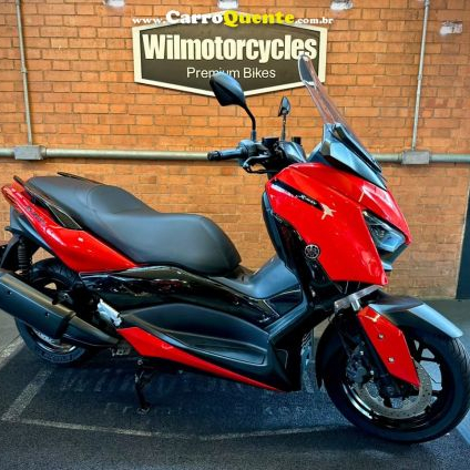 YAMAHA XMAX 250 CONNECTED ABS 2024