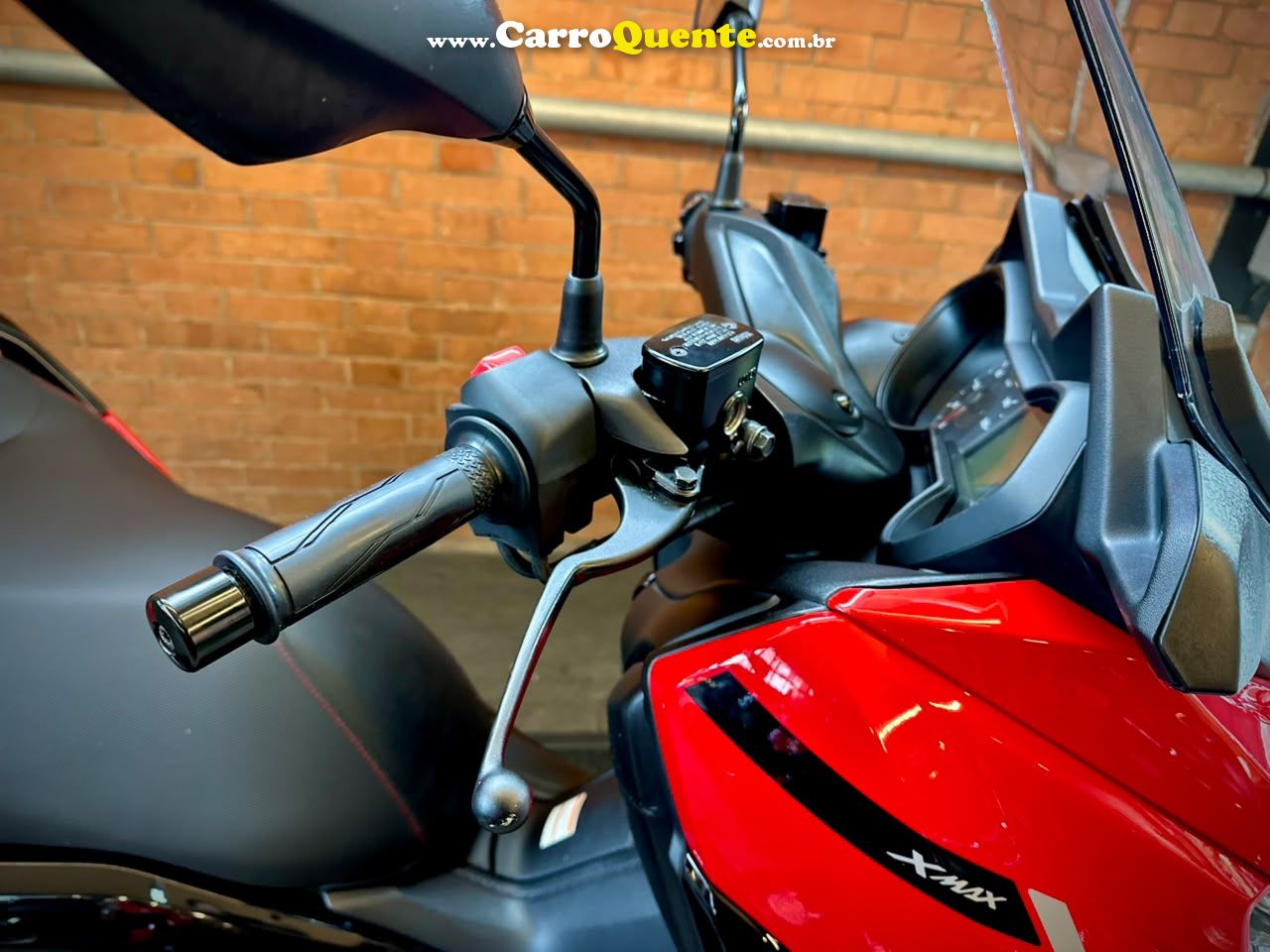 YAMAHA XMAX 250 CONNECTED ABS 2024 - Loja