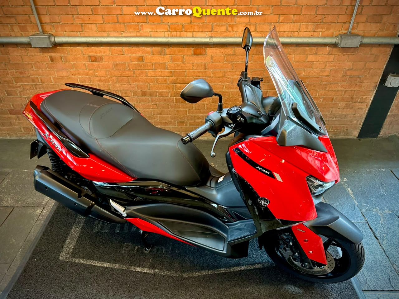 YAMAHA XMAX 250 CONNECTED ABS 2024 - Loja