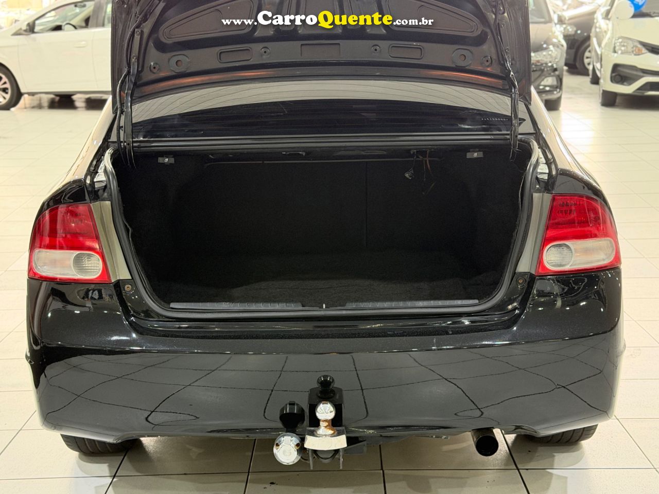 HONDA CIVIC 1.8 LXS 16V 2010 - Loja