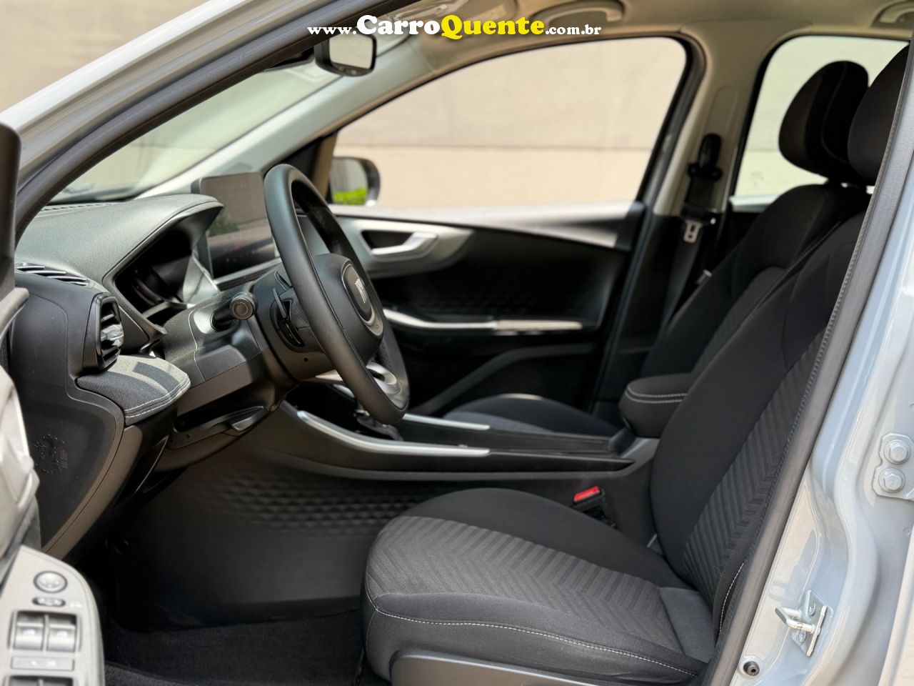 FIAT FASTBACK 1.0 TURBO 200 AUDACE 2025 - Loja