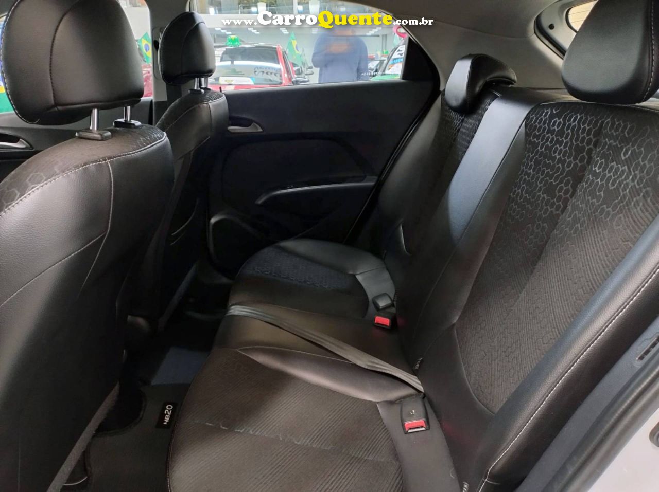HYUNDAI HB20 2019 1.6 COPA DO MUNDO FIFA 2019 - Loja
