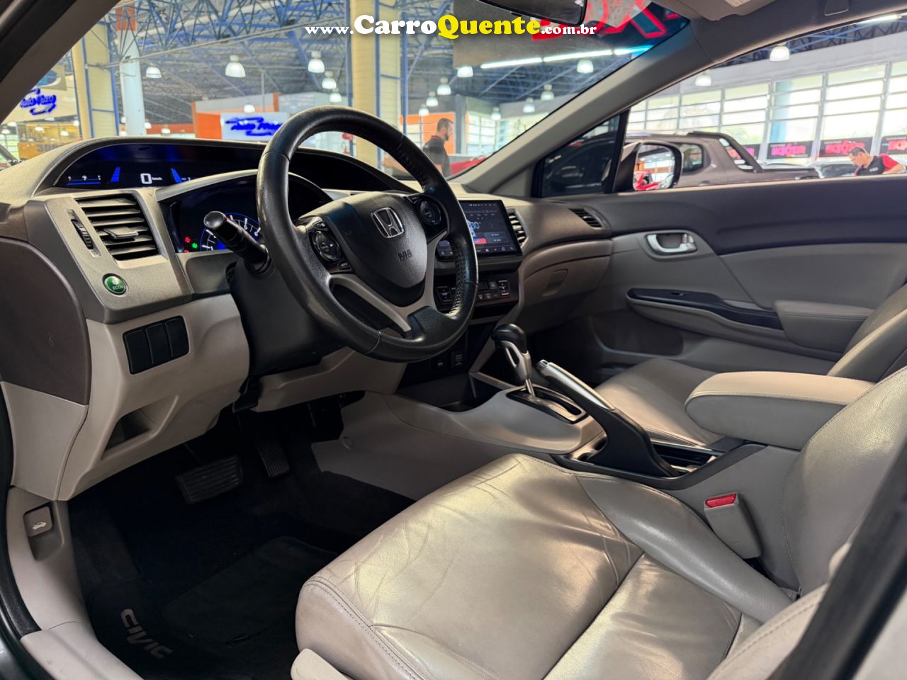 HONDA CIVIC 2.0 LXR 16V 2014 - Loja