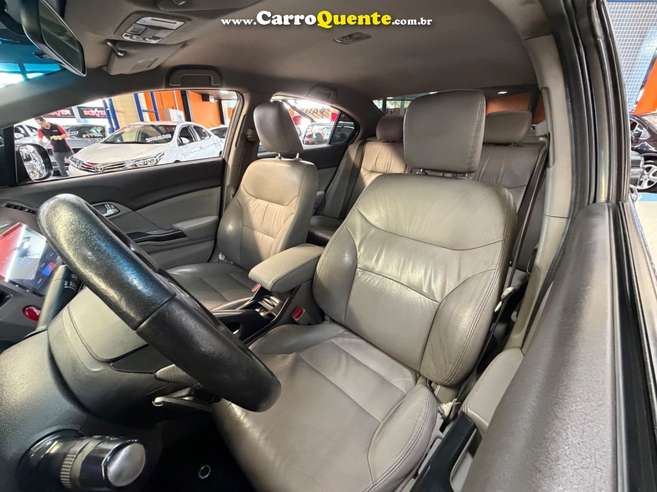 HONDA CIVIC 2.0 LXR 16V 2014 - Loja