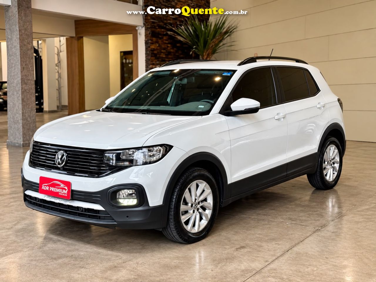 VOLKSWAGEN T-CROSS 1.0 200 TSI TOTAL 2020 - Loja