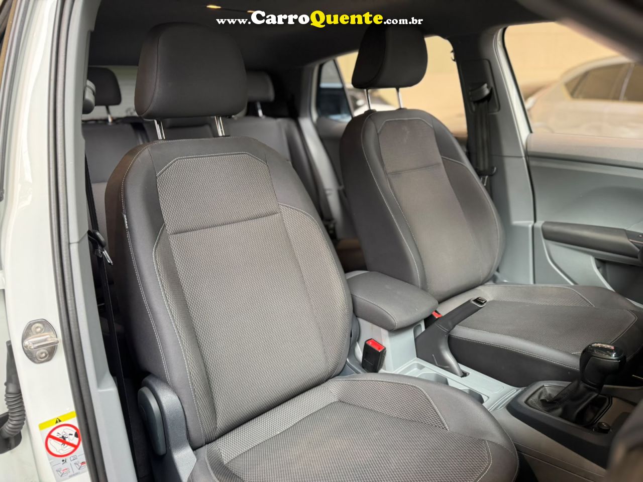 VOLKSWAGEN T-CROSS 1.0 200 TSI TOTAL 2020 - Loja