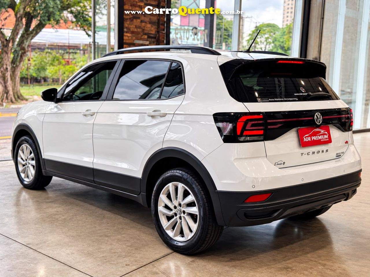 VOLKSWAGEN T-CROSS 1.0 200 TSI TOTAL 2020 - Loja
