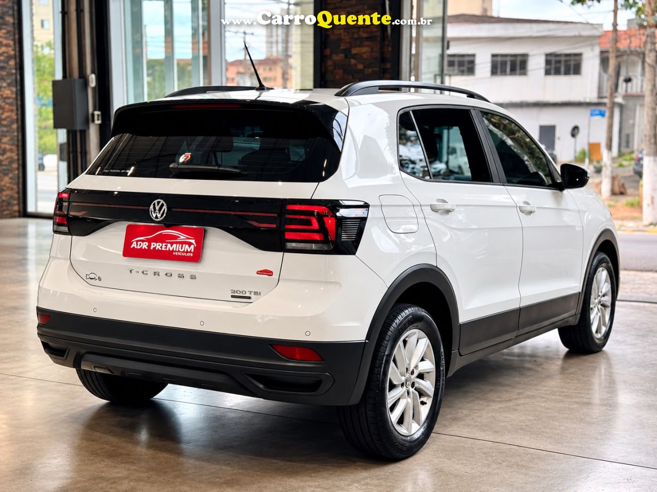 VOLKSWAGEN T-CROSS 1.0 200 TSI TOTAL 2020 - Loja