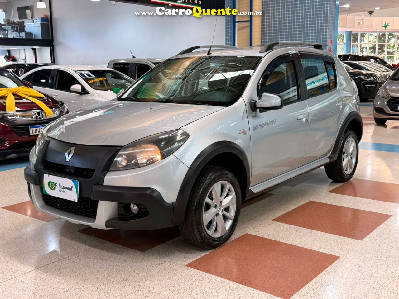 RENAULT SANDERO 1.6 STEPWAY 8V 2013 - Loja