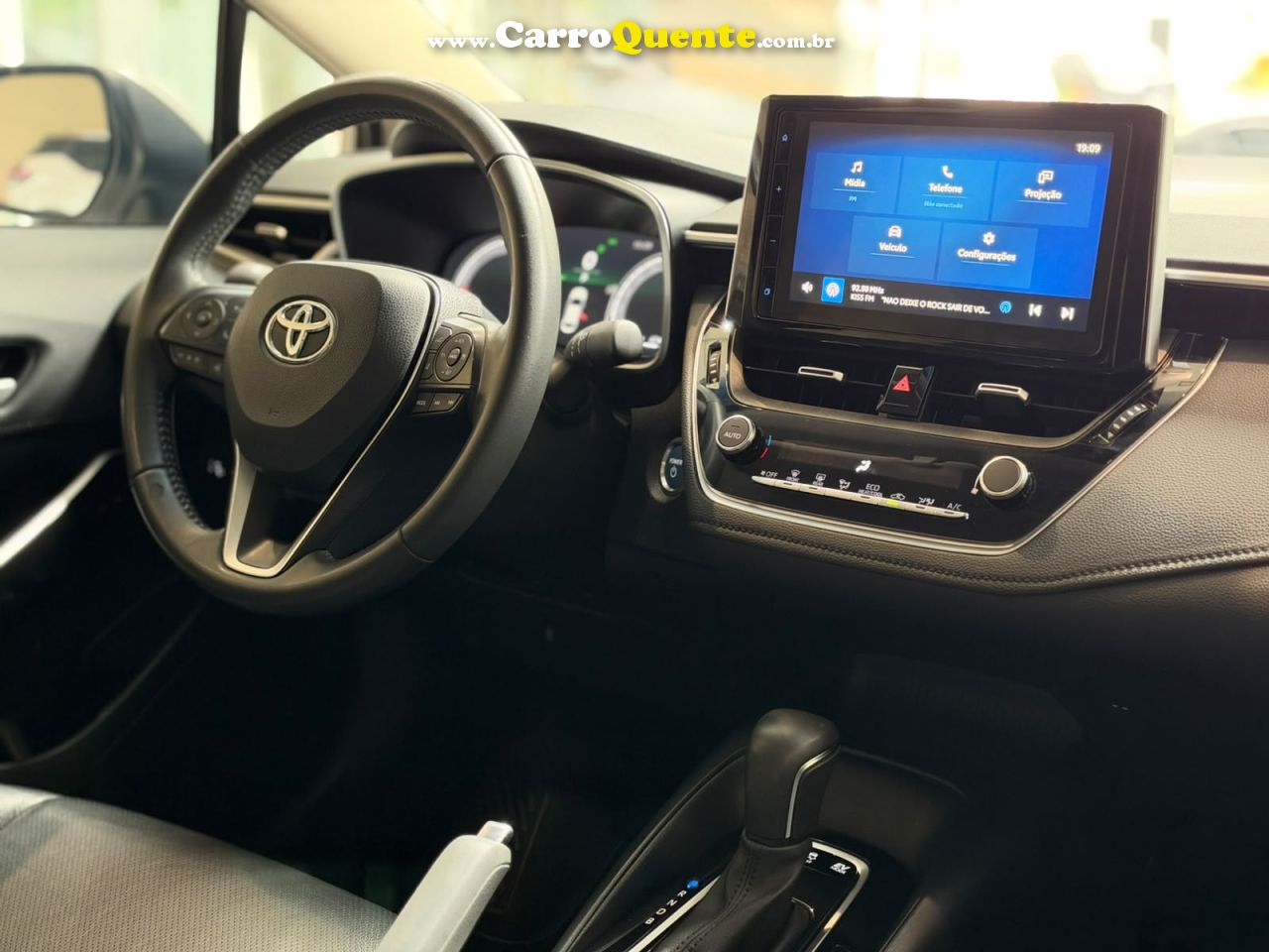 TOYOTA COROLLA 1.8 VVT-I ALTIS 2024 - Loja
