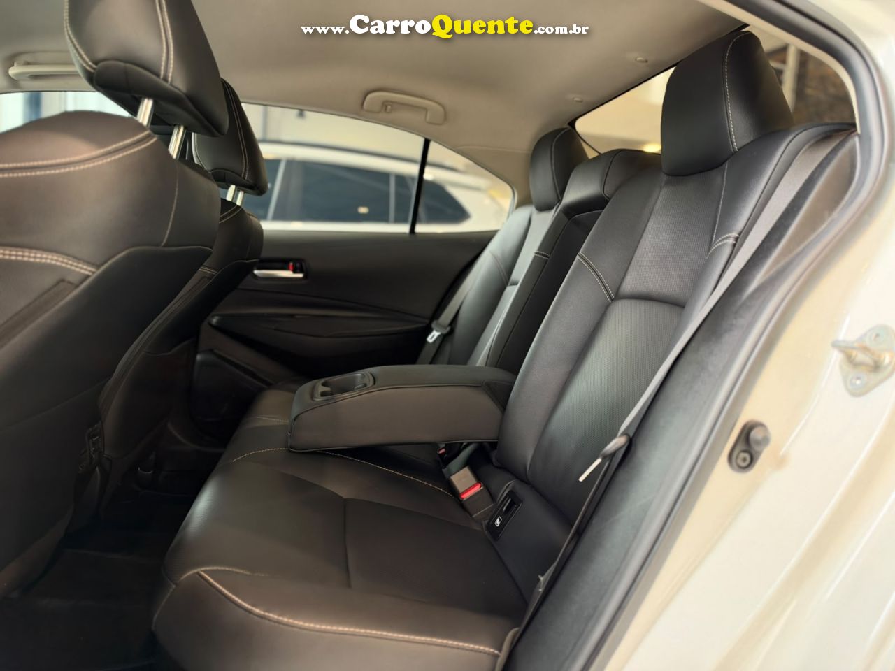 TOYOTA COROLLA 1.8 VVT-I ALTIS 2024 - Loja