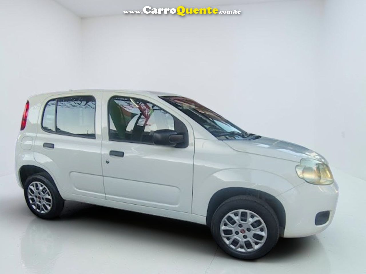 FIAT UNO 1 2013 - Loja