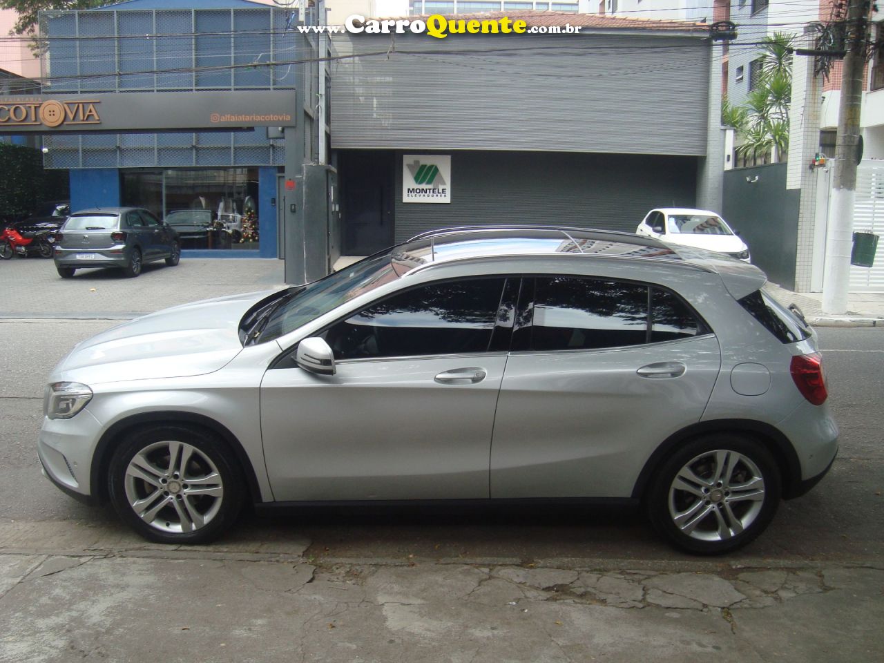 MERCEDES-BENZ GLA 200 1.6 CGI STYLE 16V TURBO 2015 - Loja
