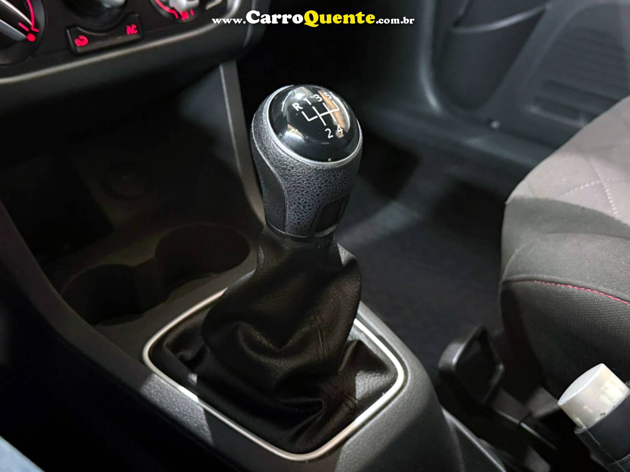 VOLKSWAGEN FOX 1.6 MSI TOTAL XTREME 2019 - Loja