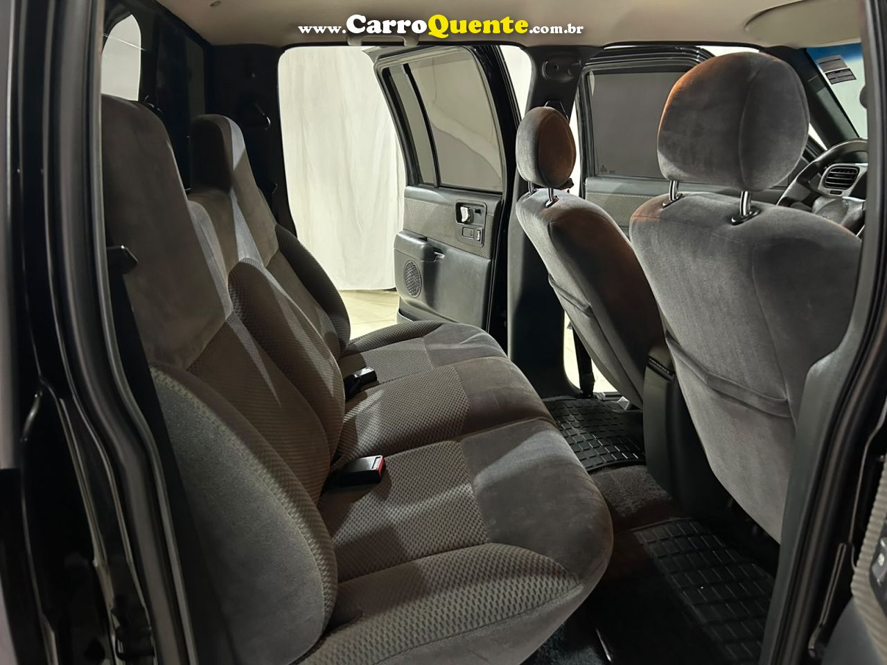 CHEVROLET S10 2.4 ADVANTAGE 4X2 CD 8V 2010 - Loja
