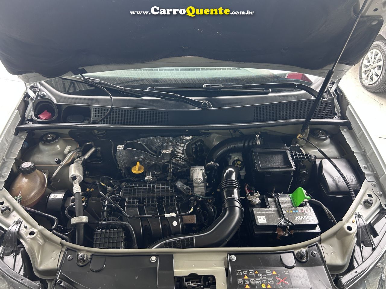 RENAULT   LOGAN AUTHENTIQUE FLEX 1.0 12V 4P   BRANCO 2019 1.0 FLEX - Loja