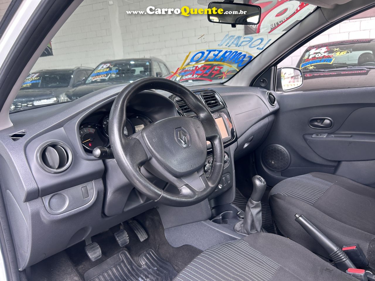RENAULT   LOGAN AUTHENTIQUE FLEX 1.0 12V 4P   BRANCO 2019 1.0 FLEX - Loja