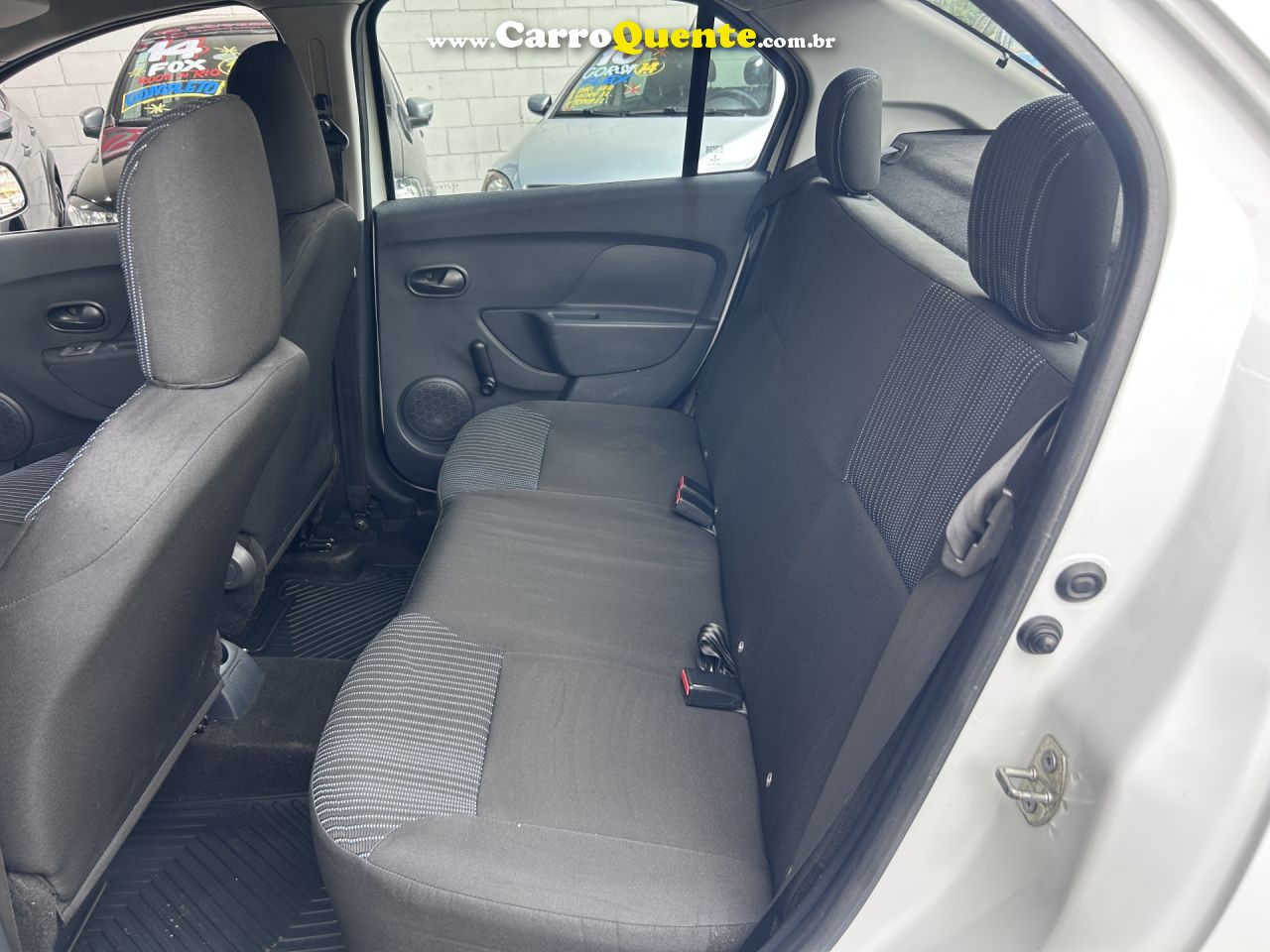 RENAULT   LOGAN AUTHENTIQUE FLEX 1.0 12V 4P   BRANCO 2019 1.0 FLEX - Loja