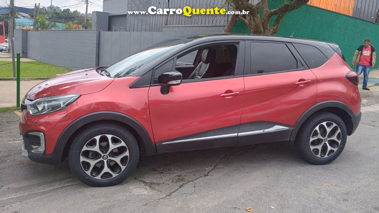RENAULT   CAPTUR INTENSE 2.0 16V FLEX 5P AUT.   VERMELHO 2017 2.0 FLEX - Loja