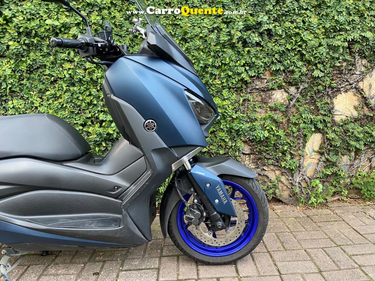 YAMAHA    XMAX 250    AZUL 2024 250 GASOLINA - Loja