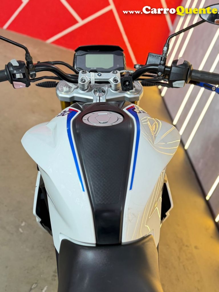 BMW   G310 R   BRANCO 2019 1.0 GASOLINA - Loja