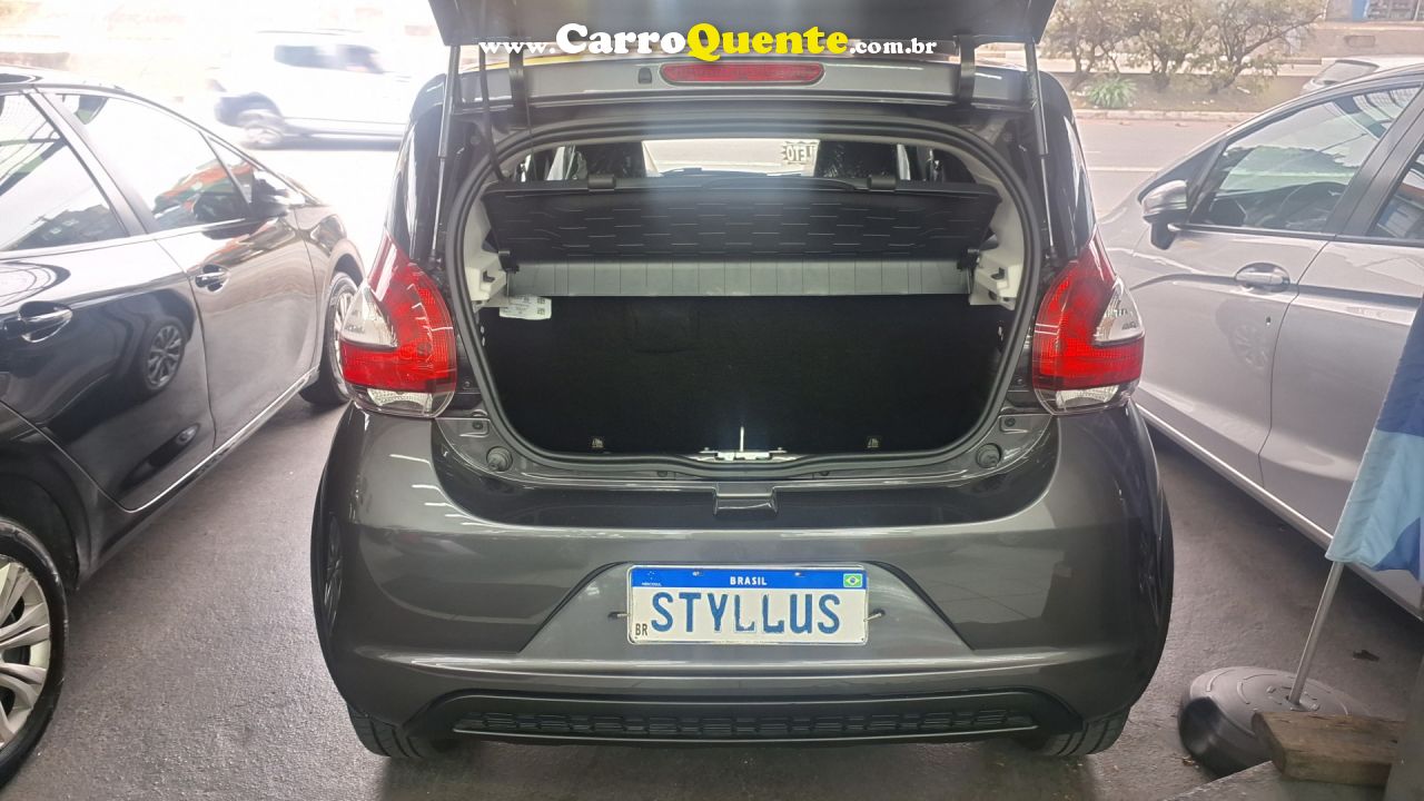 FIAT   LIKE   CINZA 2025 1.0 FLEX - Loja