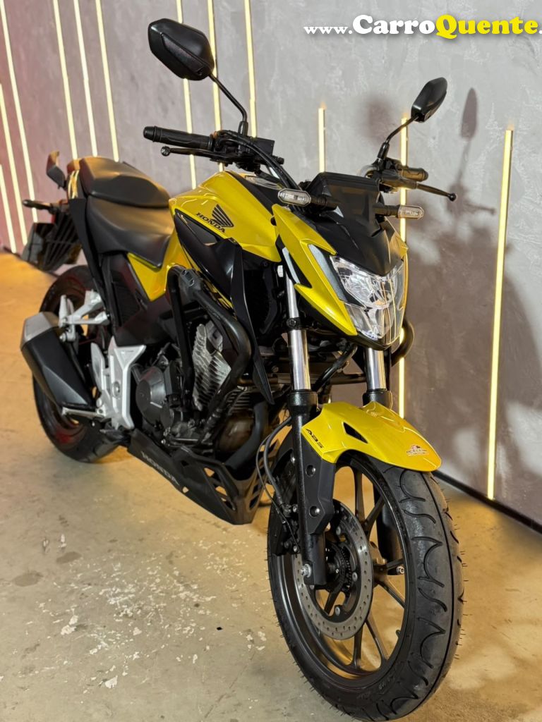 HONDA   CB300F TWISTER ABS   DOURADO 2023 300 FLEX - Loja