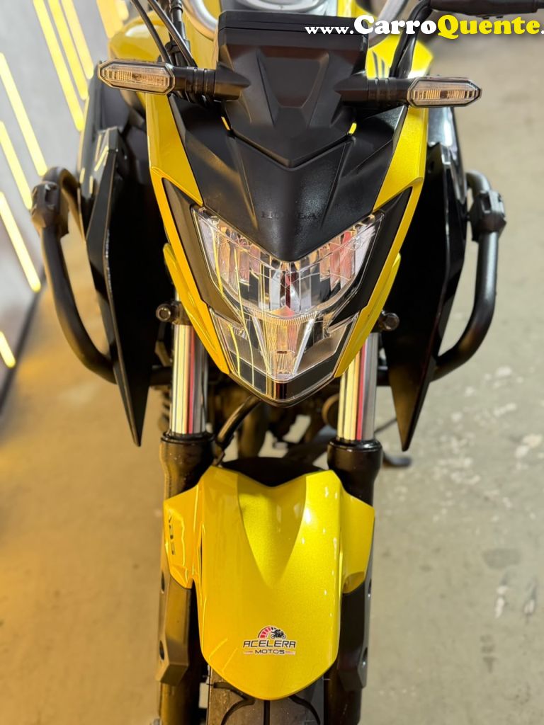HONDA   CB300F TWISTER ABS   DOURADO 2023 300 FLEX - Loja