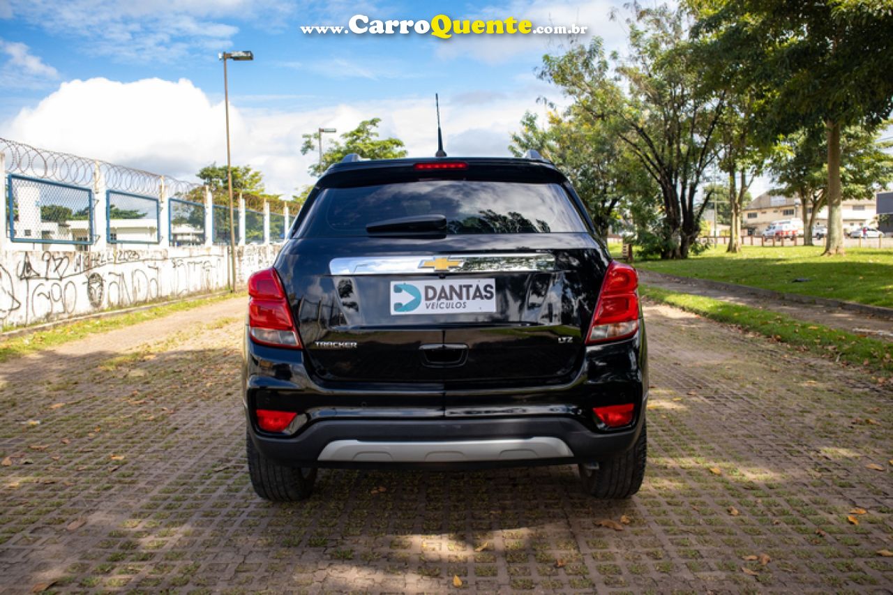 CHEVROLET   TRACKER LTZ 1.4 TURBO 16V FLEX 4X2 AUT.   PRETO 2017 1.4 FLEX - Loja