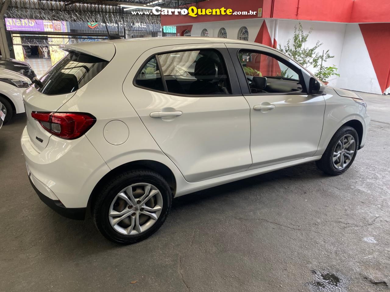 FIAT   ARGO DRIVE 1.0 6V FLEX   BRANCO 2023 1.0 FLEX - Loja
