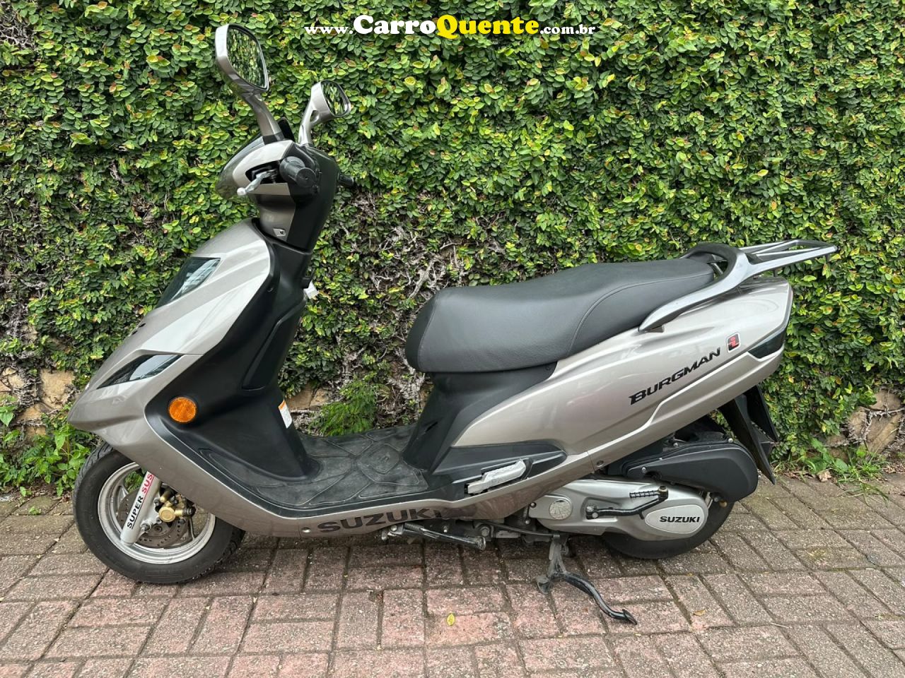 SUZUKI   BURGMAN 125I   PRATA 2015 125CC GASOLINA - Loja