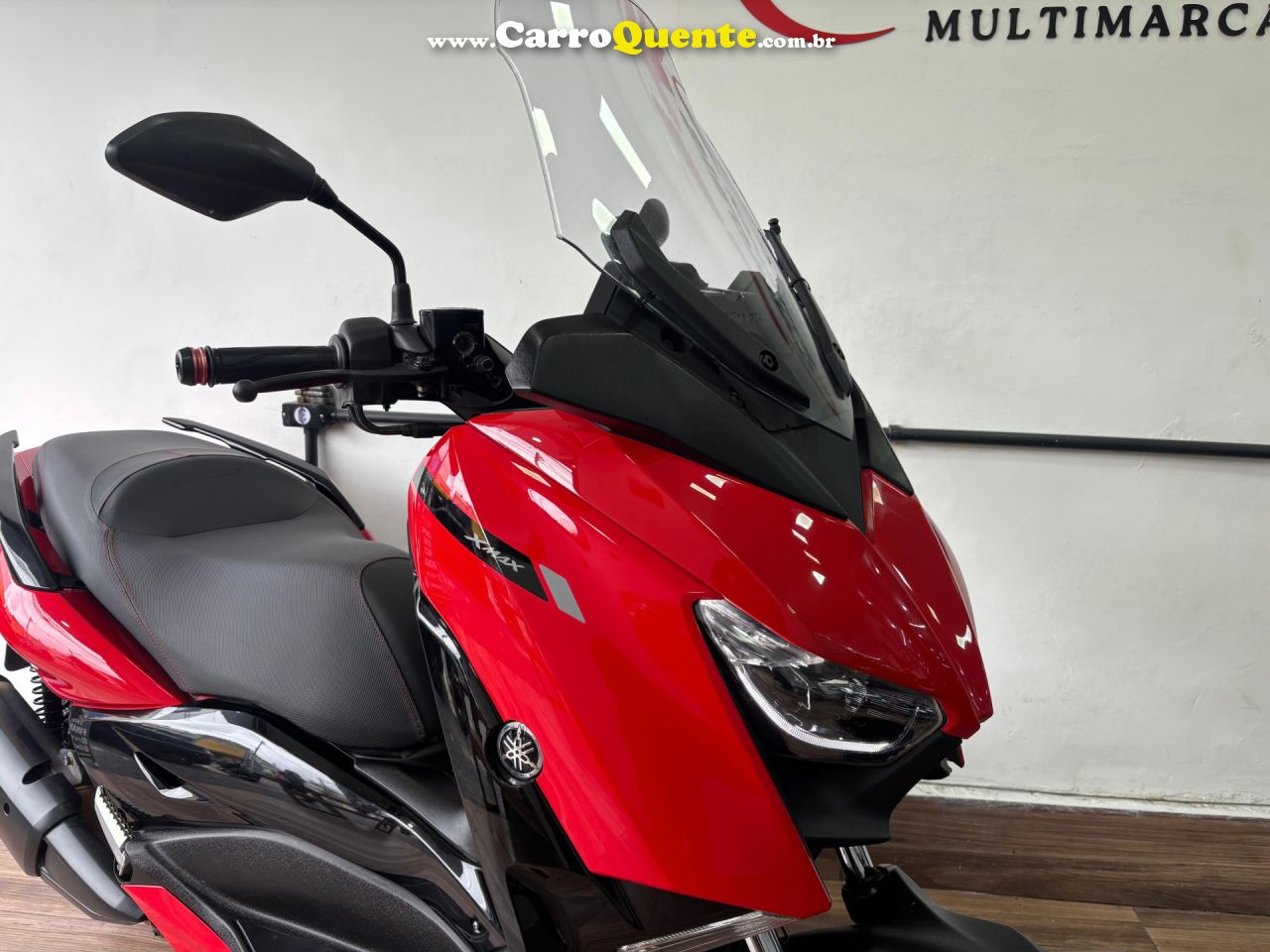 YAMAHA    XMAX 250   VERMELHO 2024 250 GASOLINA - Loja