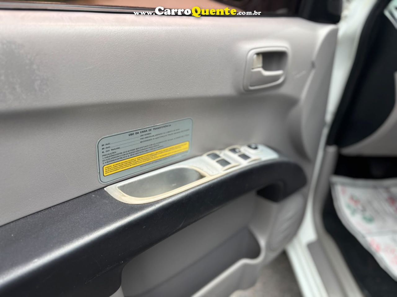MITSUBISHI   L200 TRITON GLS 3.2 CD TB INT.DIESEL MEC   BRANCO 2013 3.2 DIESEL - Loja
