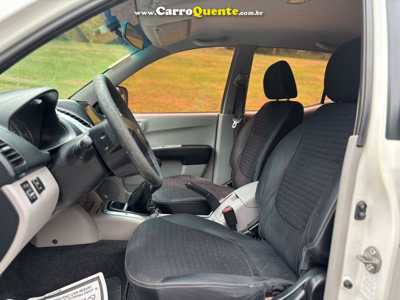 MITSUBISHI   L200 TRITON GLS 3.2 CD TB INT.DIESEL MEC   BRANCO 2013 3.2 DIESEL - Loja