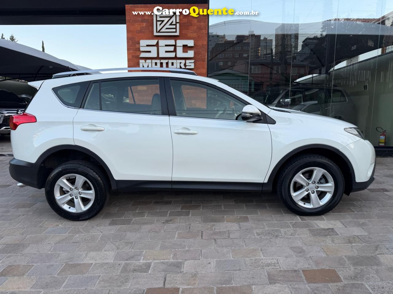 TOYOTA   RAV4 2.0 4X4 16V AUT.   BRANCO 2014 2.0 GASOLINA - Loja