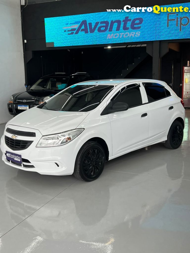 CHEVROLET   ONIX HATCH LS 1.0 8V FLEXPOWER 5P MEC.   BRANCO 2016 1.0 FLEX - Loja