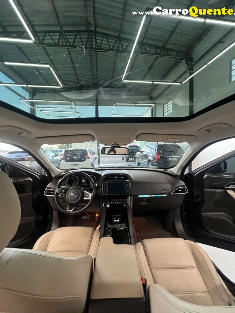 JAGUAR   F-PACE 2.0 PRESTIGE 180CV DIESEL AUT.   PRETO 2018 2.0 DIESEL - Loja