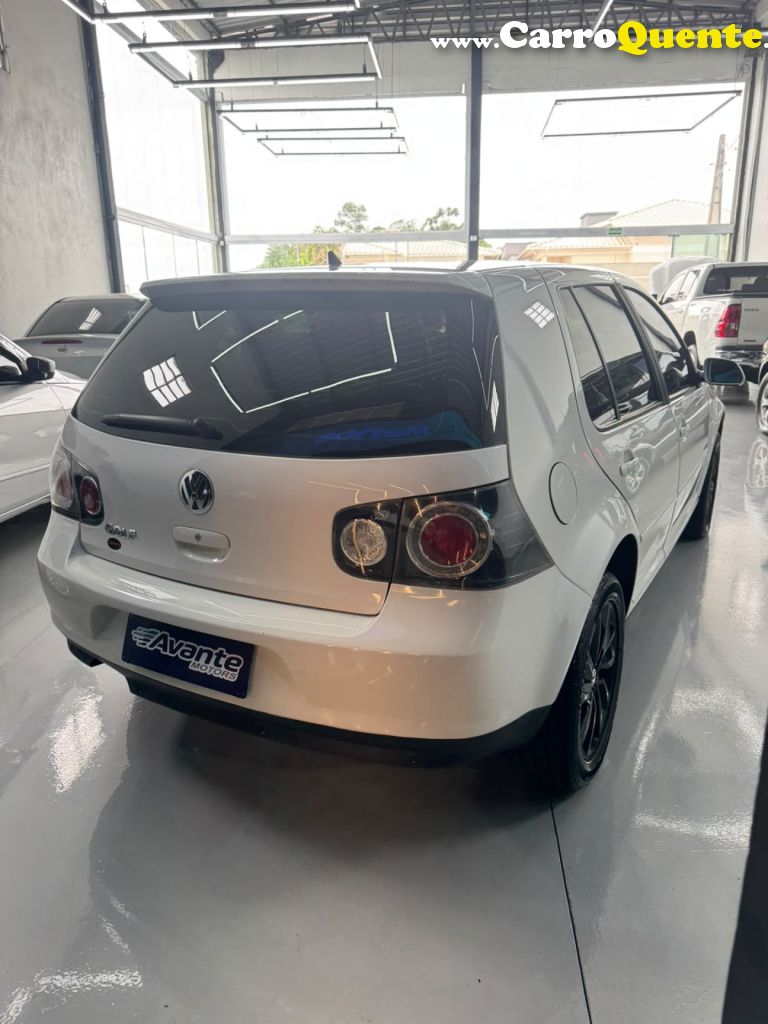 VOLKSWAGEN   GOLF SPORTLINE 1.6 MI TOTAL FLEX 8V 4P   BRANCO 2011 1.6 FLEX - Loja