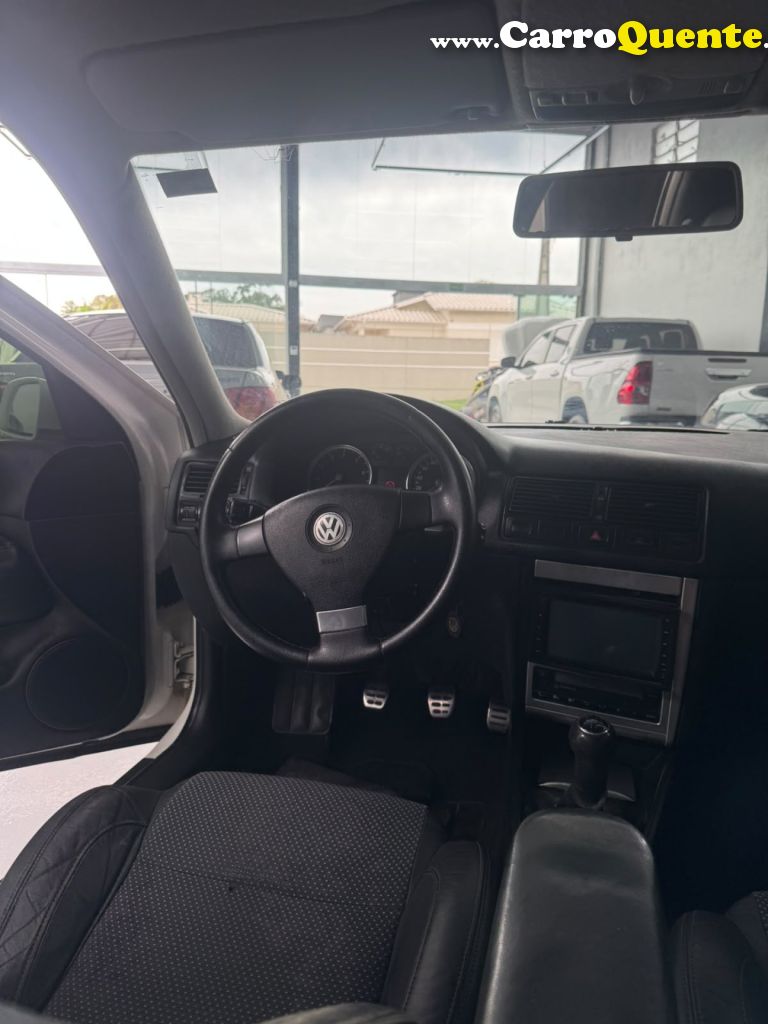 VOLKSWAGEN   GOLF SPORTLINE 1.6 MI TOTAL FLEX 8V 4P   BRANCO 2011 1.6 FLEX - Loja