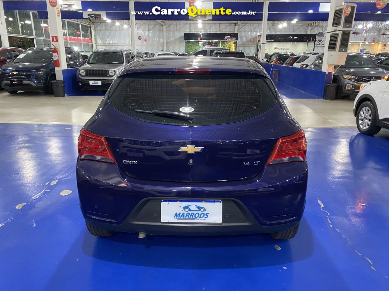 CHEVROLET   ONIX HATCH LT 1.4 8V FLEXPOWER 5P MEC.   AZUL 2018 1.4 FLEX - Loja
